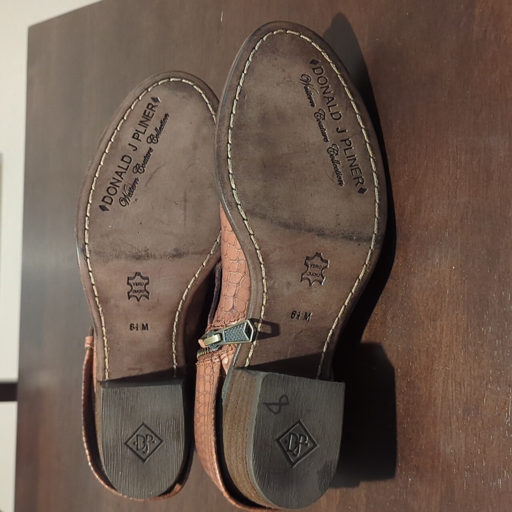 Donald J Pliner "Dalis-Zp" Python Boots Size 6 1/2 - image 5